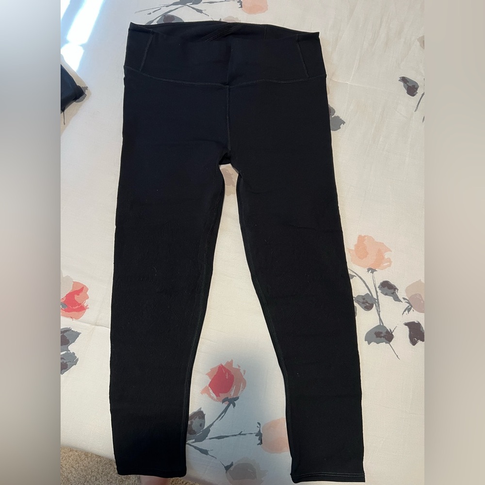 Lululemon reveal tight black leggings
